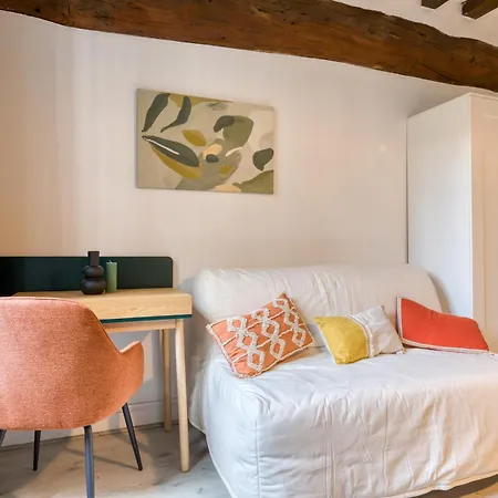 Apartment Valerie - Confortable Centre De